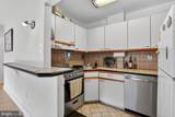 1021 Arlington Boulevard - Photo 8