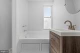 1329 Charles Street - Photo 19