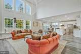 913 Midbrook Ln - Photo 11