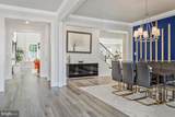 913 Midbrook Ln - Photo 4