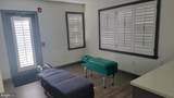 320 Middletown Boulevard - Photo 8
