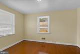 10112 Sutherland Road - Photo 13
