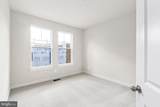 45201 Drowes Terrace - Photo 27