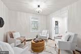 913 Sylvania Avenue - Photo 10