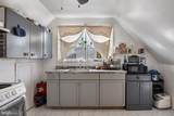 303 Pine Street - Photo 17