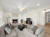 8806 Admiral Drive - Photo 4