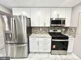 1402 Woodbourne Avenue - Photo 9