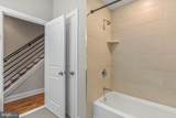 1423 Howard Street - Photo 28