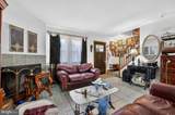 2371 Bellevue Avenue - Photo 3