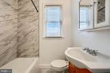 165 Hampshire - Photo 22