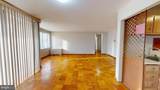 10201 Grosvenor Place - Photo 10