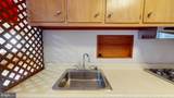 10201 Grosvenor Place - Photo 15