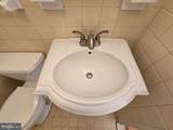 10201 Grosvenor Place - Photo 36