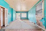 2526 Bank Street - Photo 10
