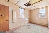 2526 Bank Street - Photo 14