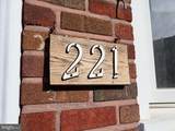221 Kenilworth Avenue - Photo 2