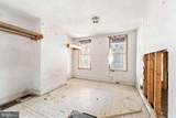 2622 Saunders Street - Photo 6