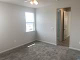 758 Round Hill Dr - Photo 15