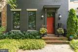 639 E Street - Photo 2