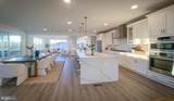 205 Cahill Ave - Photo 4