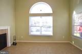 913 Hillside Lake Terrace - Photo 4