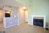 913 Hillside Lake Terrace - Photo 7