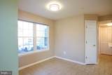913 Hillside Lake Terrace - Photo 8