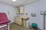 8 Quakerbridge Plaza - Photo 17