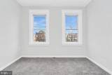 2404 Lafayette Avenue - Photo 8