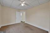 240 Laurel Street - Photo 22