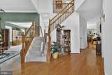 8372 Tenbrook Drive - Photo 9