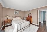860 Lower Ferry Road - Photo 19