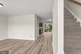 976 Gregs Drive - Photo 8