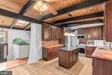 900 Azalea Drive - Photo 2