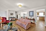 28 Versailles Court - Photo 10