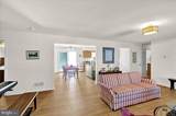 28 Versailles Court - Photo 6