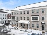 124 Alexandria Street - Photo 2