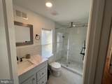 220 Lakeview Avenue - Photo 8