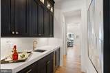 6013 Woodland Terrace - Photo 14