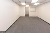 5900 York Road - Photo 17
