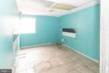 5900 York Road - Photo 22