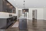 12 Umbrell - Photo 22