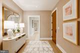 301 Broad - Photo 2