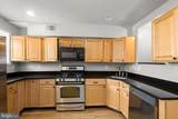 1012 Lombard Street - Photo 16
