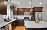 1715 Howard Street - Photo 9