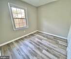 10323 Hampshire Green Avenue - Photo 16