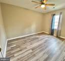 10323 Hampshire Green Avenue - Photo 17