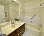 10323 Hampshire Green Avenue - Photo 19