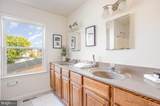5235 Crowson Avenue - Photo 13