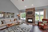 210 Redstone Terrace - Photo 3